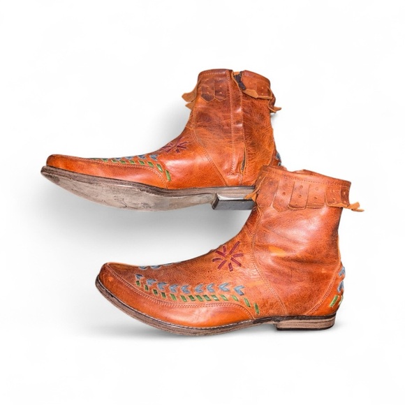 Old Gringo Brown Ankle Boots with Colorful Embroidery - Picture 8 of 13